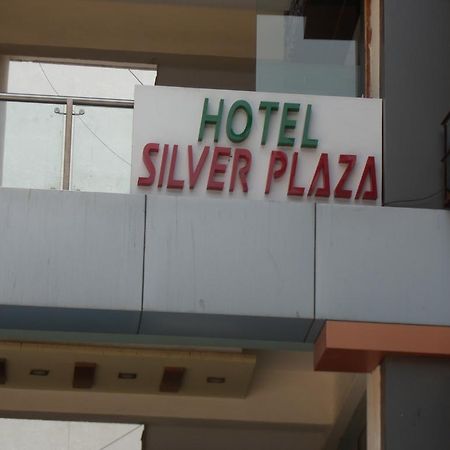 Hotel Silver Plaza Ahmedabad Exterior photo