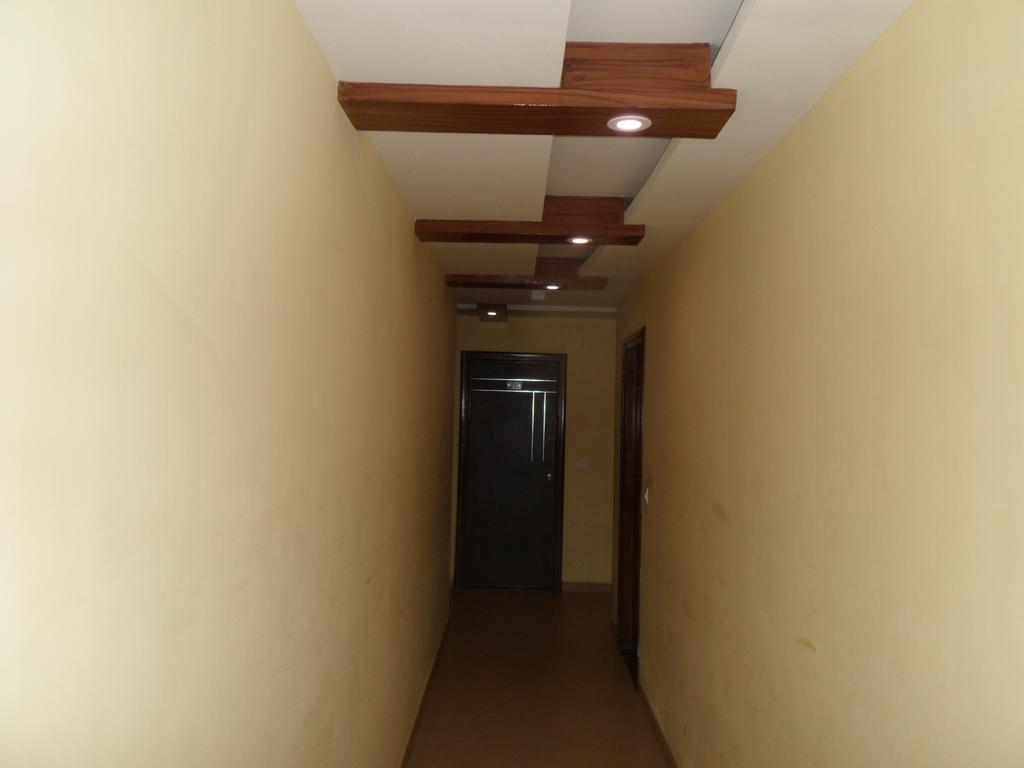 Hotel Silver Plaza Ahmedabad Exterior photo